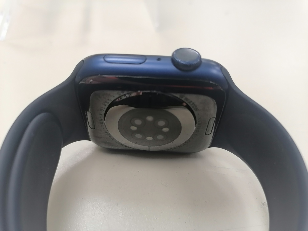 Смарт-часы Apple Watch Series 6 44 мм