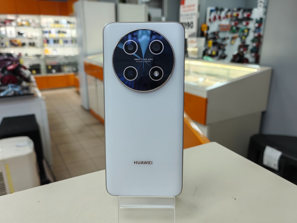 Смартфон Huawei Nova 13i 8/128