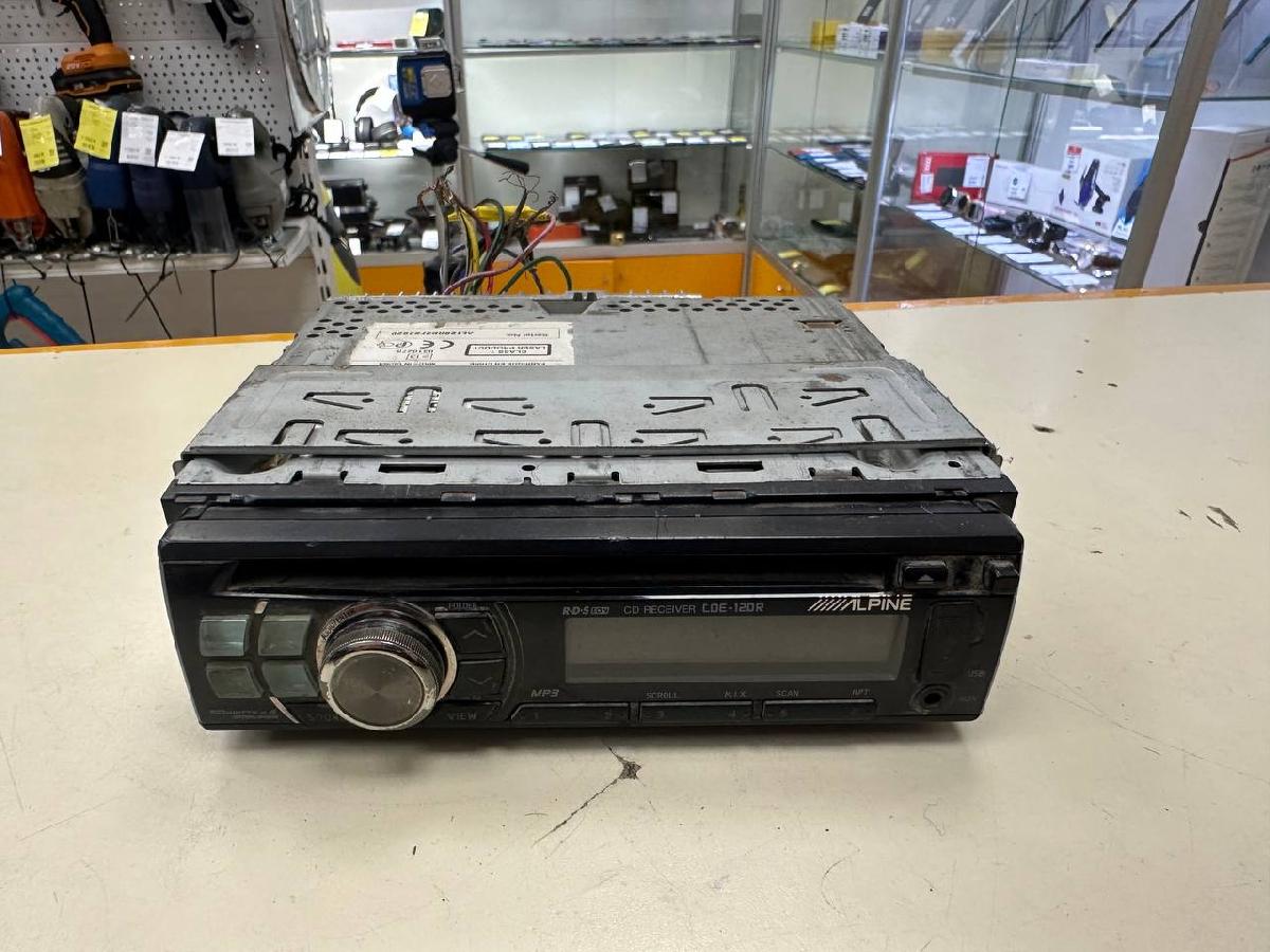 Автомагнитола Alpine CDE-120R