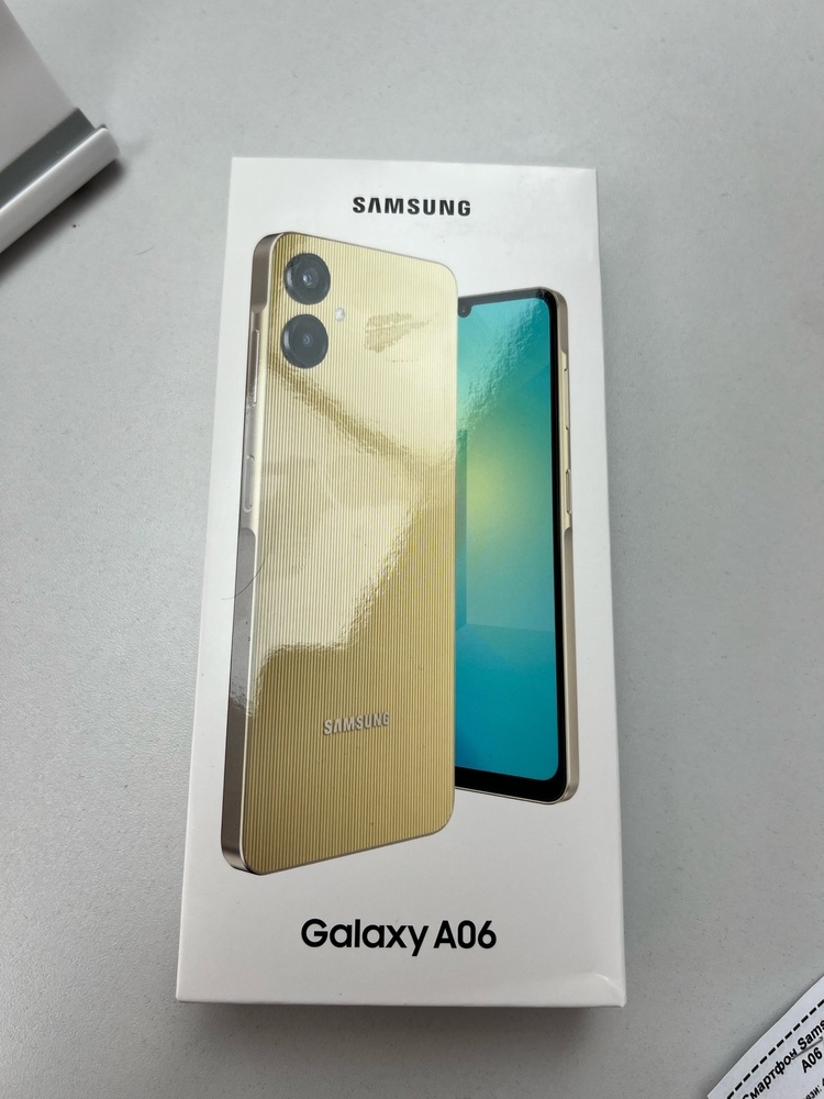 Смартфон Samsung Galaxy A06 4/64
