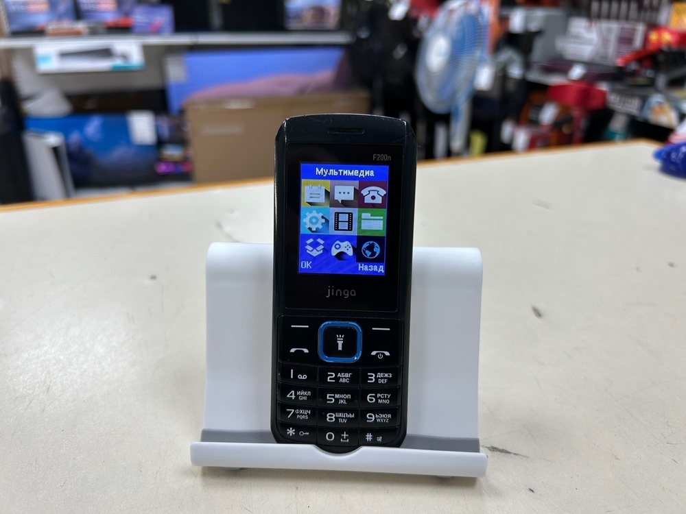 Мобильный телефон Jinga F200N