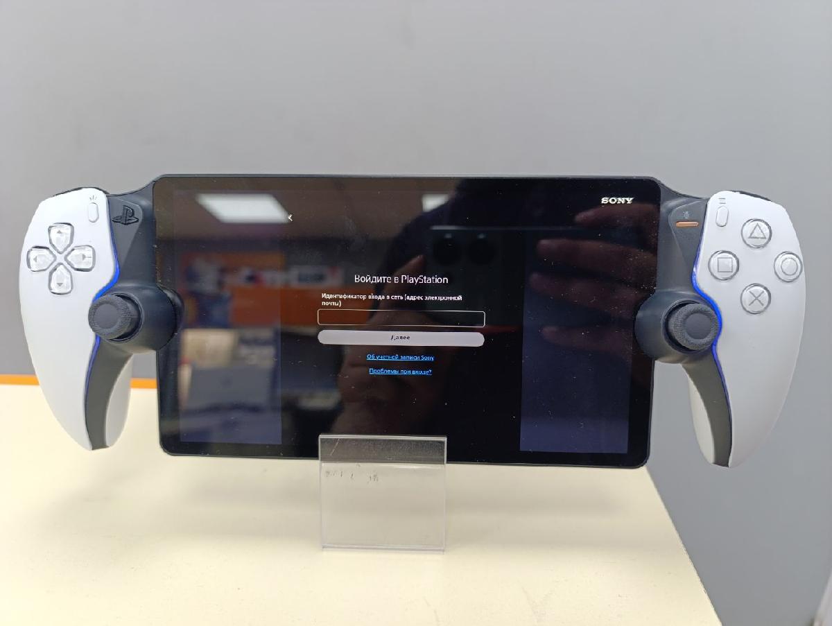 Игровая приставка PlayStation Portal