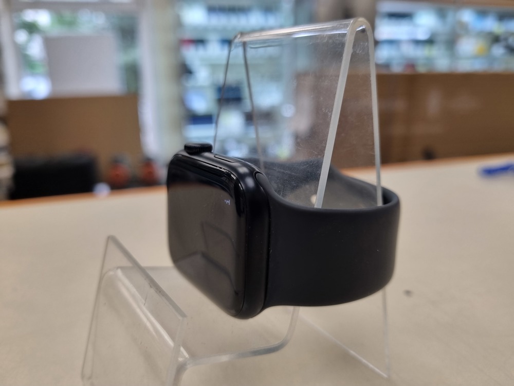 Смарт-часы Apple Watch Series 7 45mm