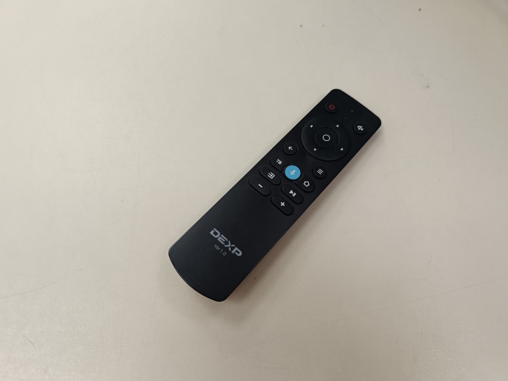 LED Телевизор Dexp H24H8000C