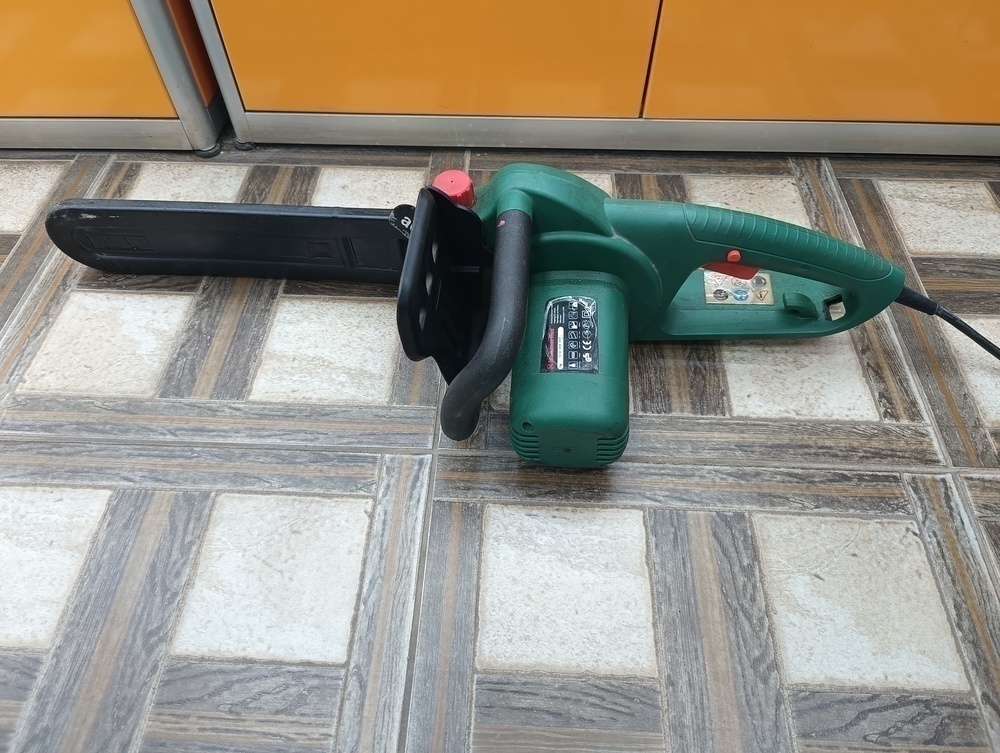 Электропила Hammer CPP 2200C