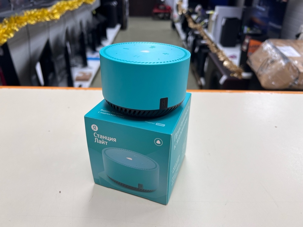 Умная колонка Яндекс Лайт