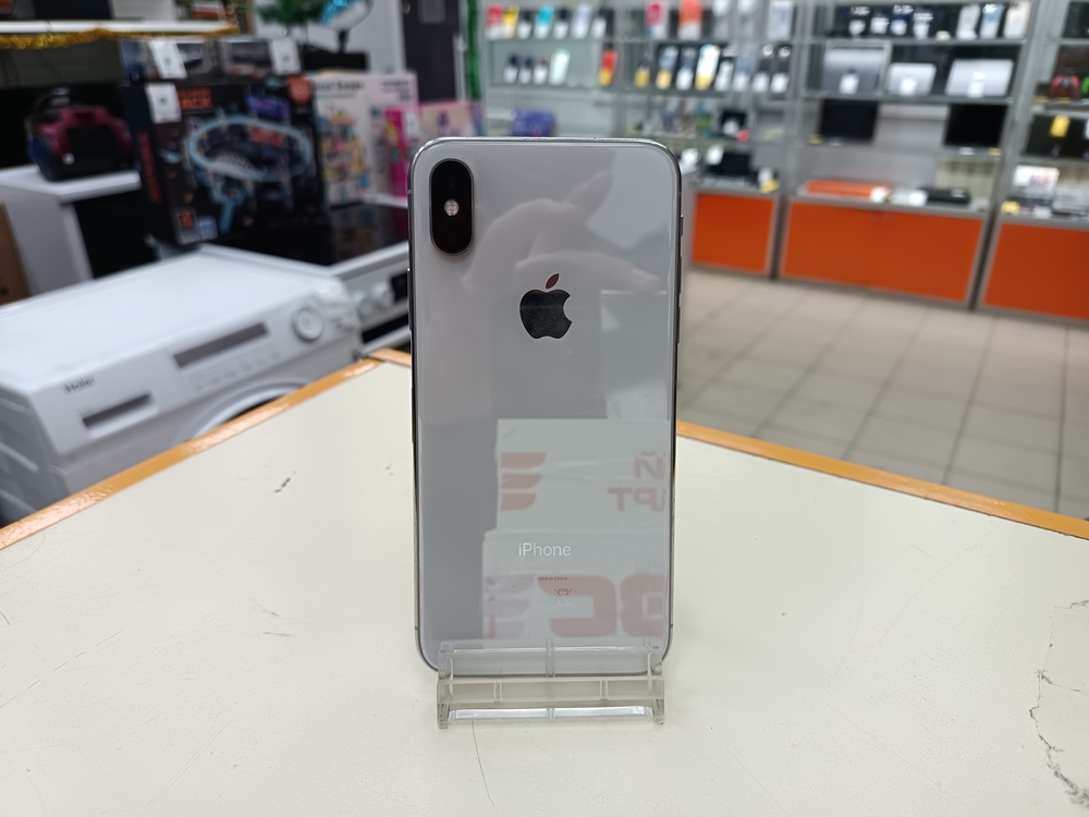 Смартфон Apple iPhone X 64Gb
