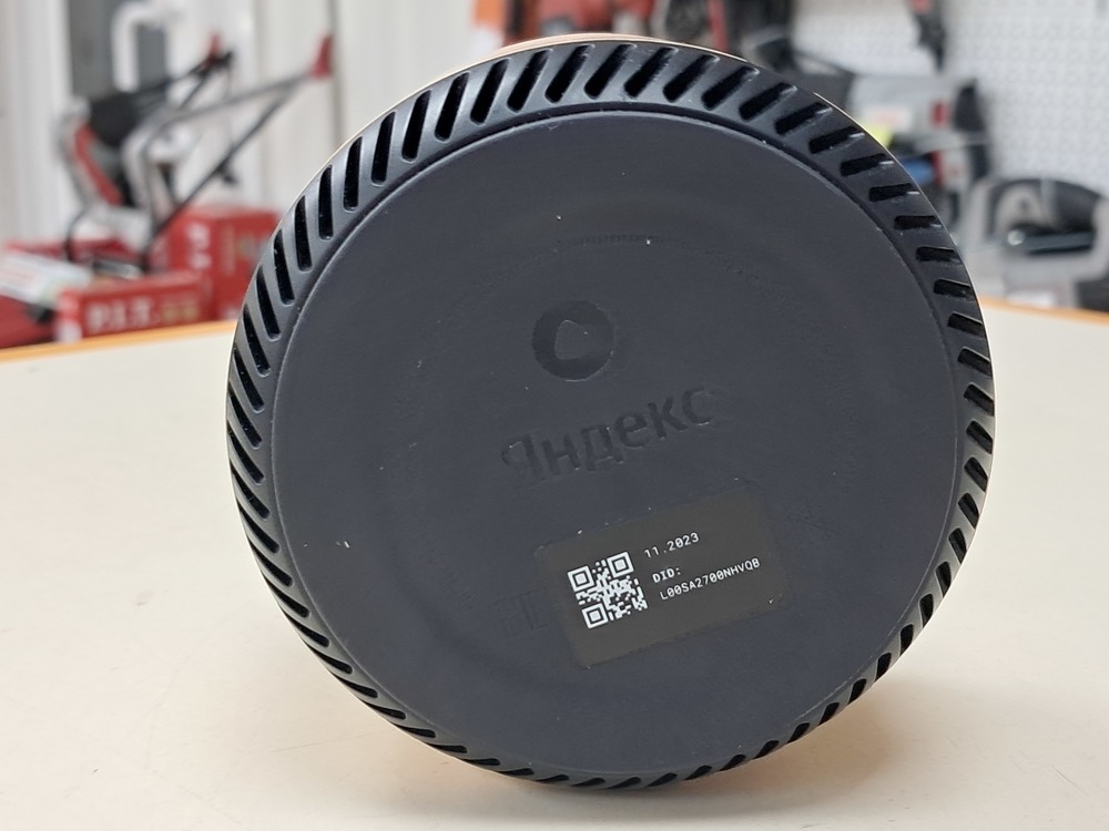 Умная колонка Яндекс Мини