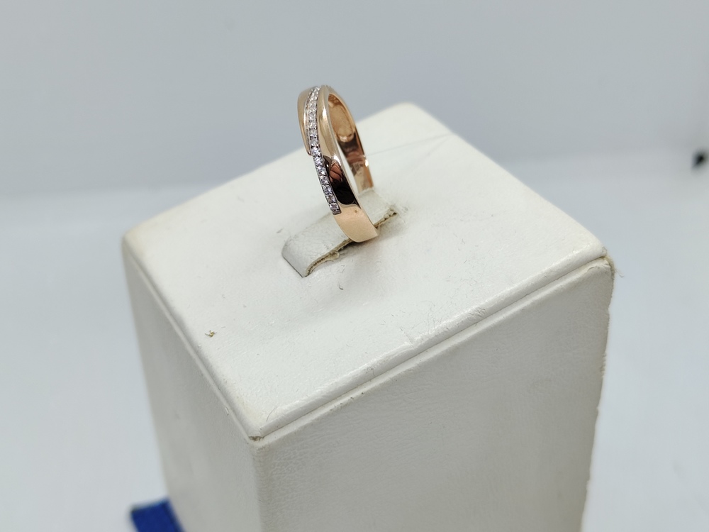 КОЛЬЦО С КАМНЯМИ (Au 585)