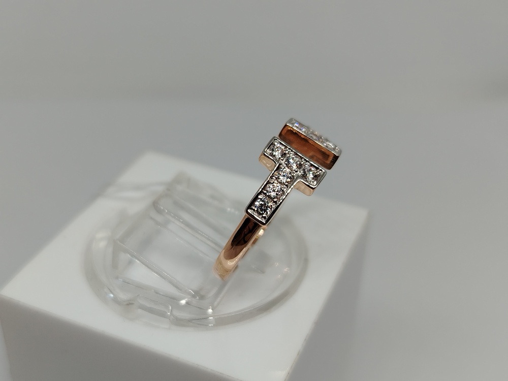 КОЛЬЦО С КАМНЯМИ (Au 585)