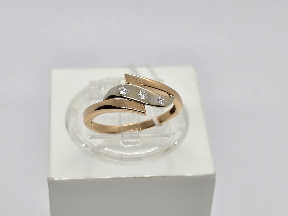 КОЛЬЦО С КАМНЯМИ (Au 585)