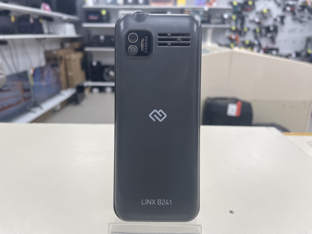 Смартфон Digma LINX B241