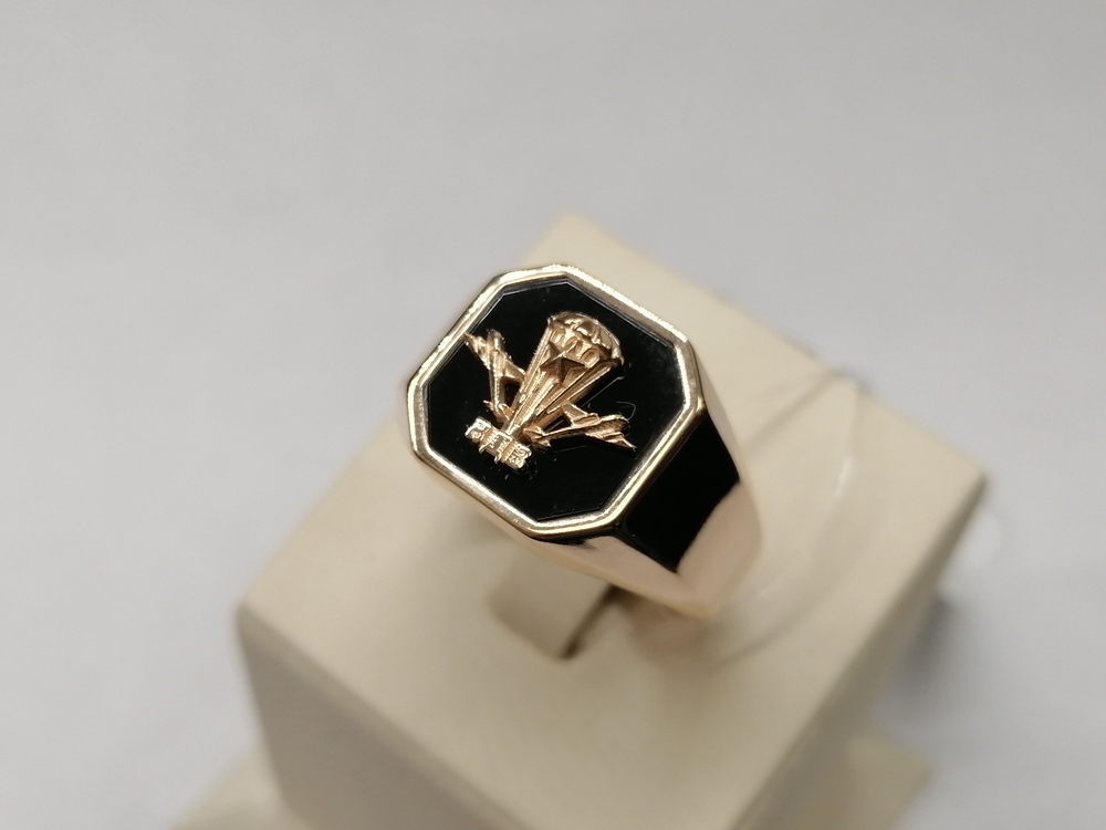 КОЛЬЦО ПЕЧАТКА с камнем (Au 585)