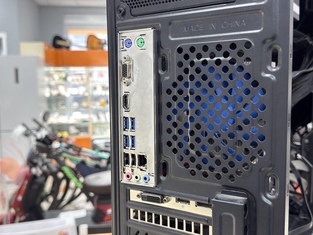 Системный блок Aero Cool; I5-10400F, GeForce GTX 1050 Ti, 16 Гб, 240 Гб, Нет