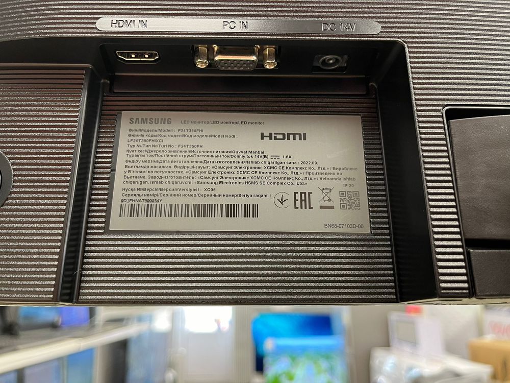 Монитор Samsung F22T350FHI