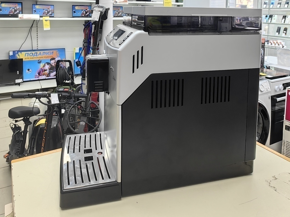 Кофемашина Saeco Lirika Plus