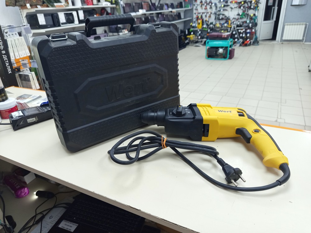 Перфоратор Wert Erh 0724HRE