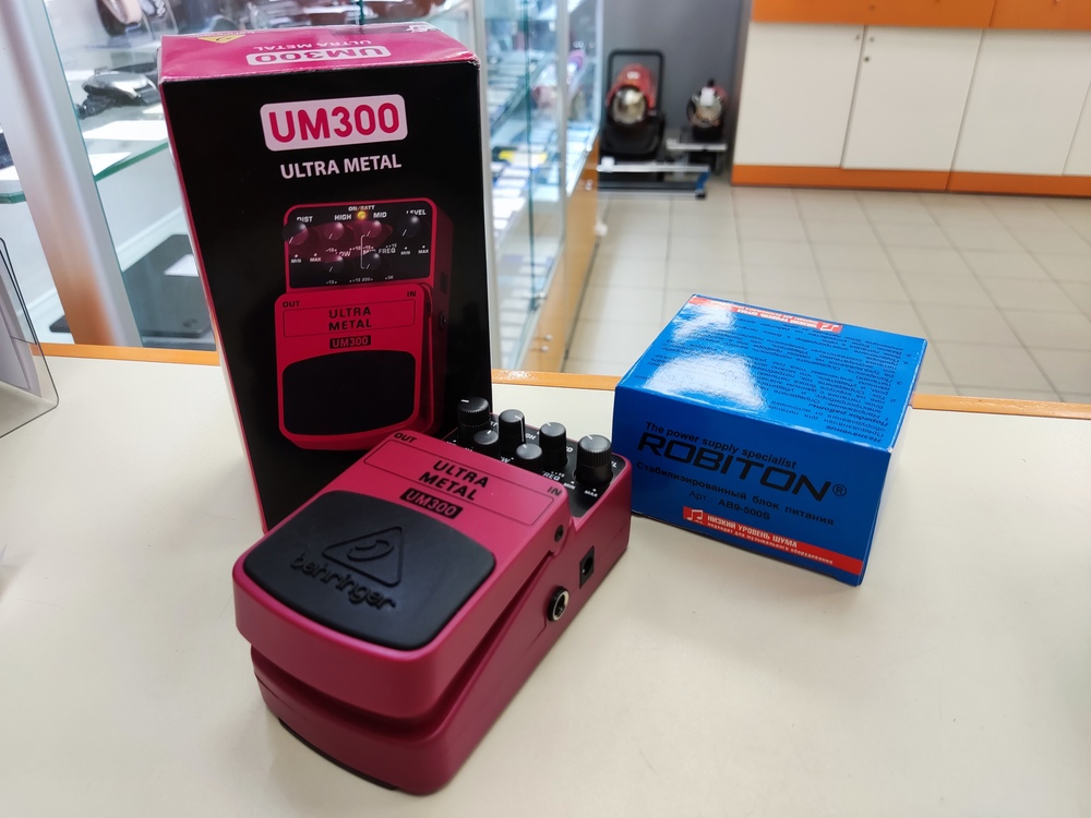 Педаль эффектов Behringer Ultra metal um 300