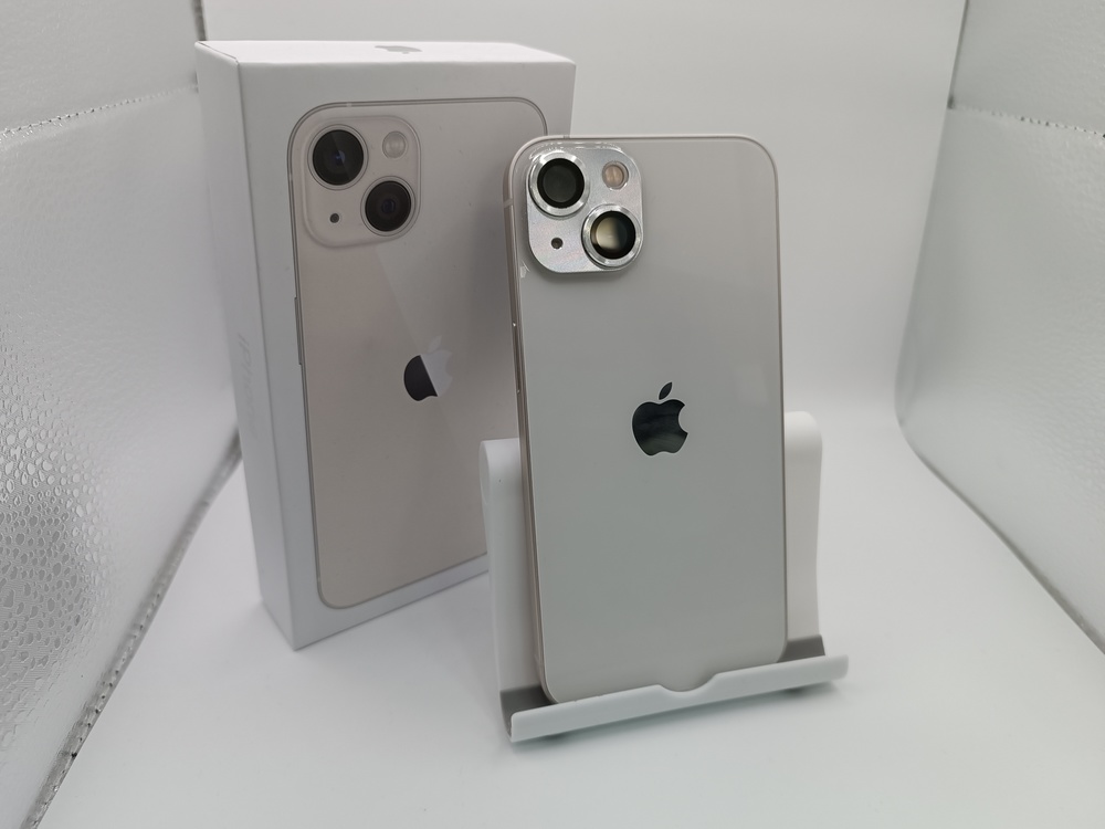 Смартфон Apple iPhone 13 128Gb
