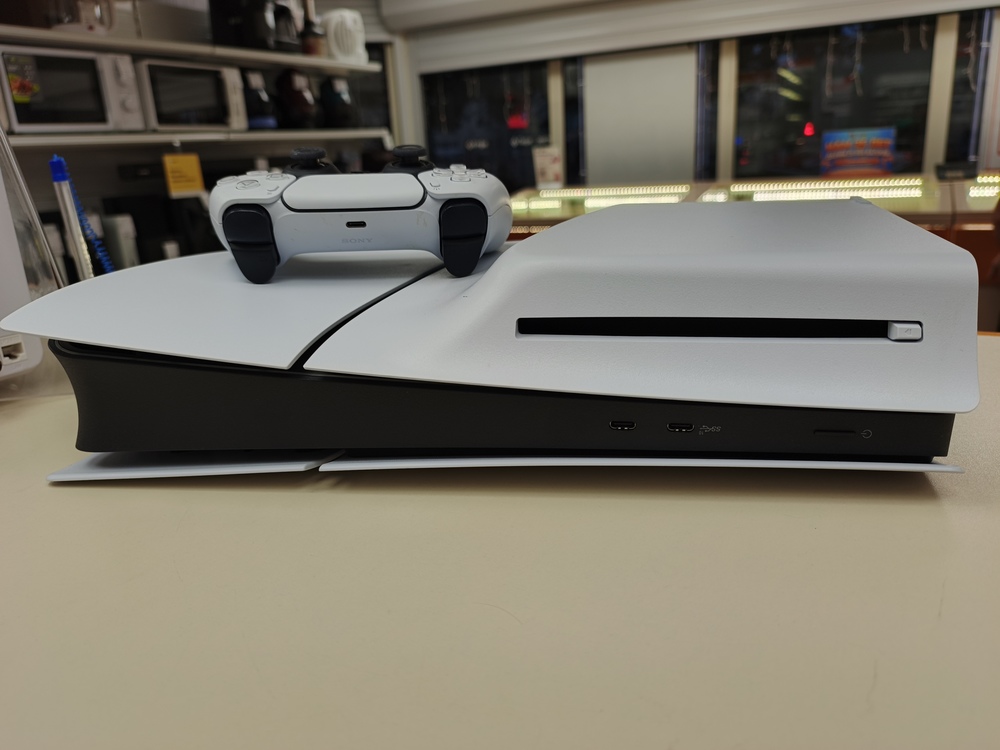 Игровая приставка PlayStation 5 Slim 1TB (С дисководом)