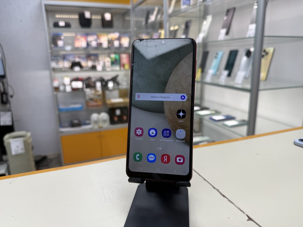 Смартфон Samsung Galaxy A12 3/32
