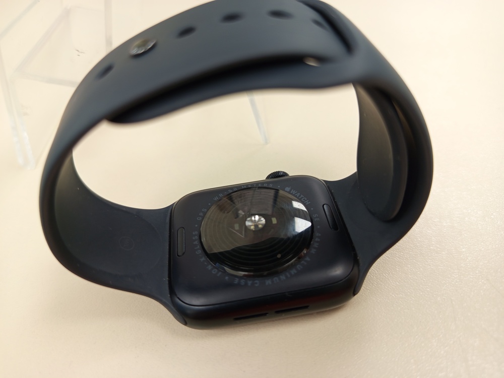 Смарт-часы Apple Watch SE 2022 44mm