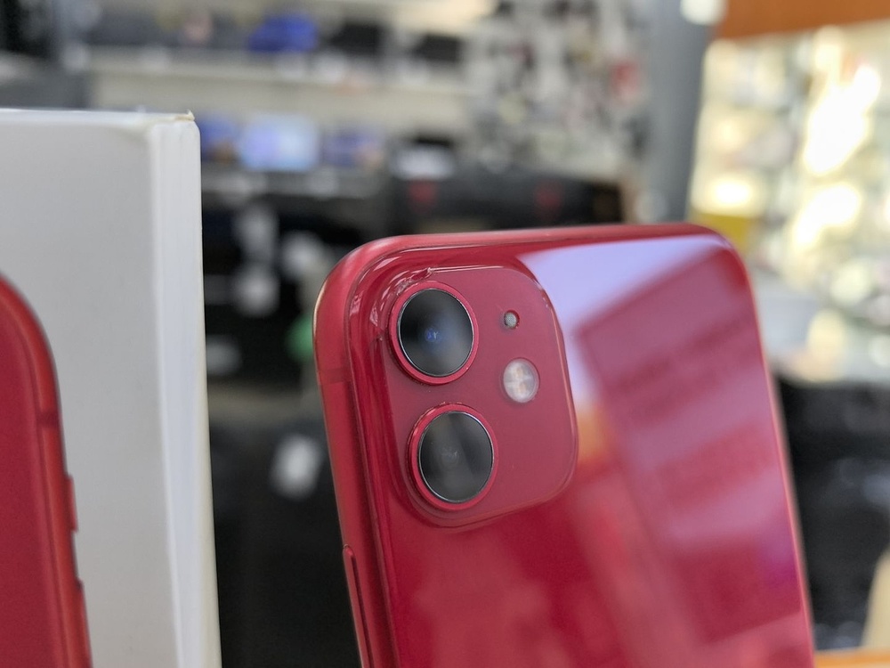 Смартфон Apple iPhone 11 128Gb