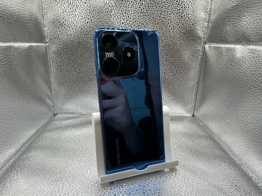 Смартфон Tecno SPARK 10C 4/64