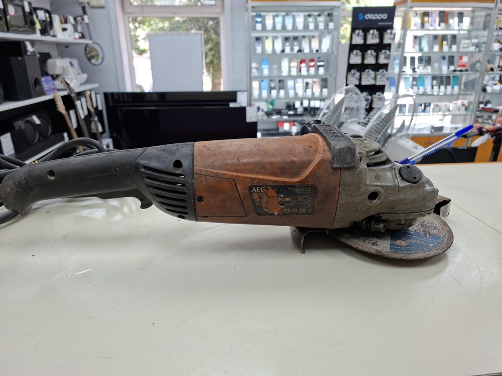 Угловая шлифмашина AEG WS 2200-230 DMS