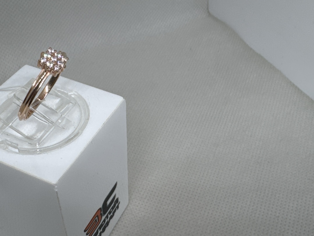 КОЛЬЦО С КАМНЯМИ (Au 585)