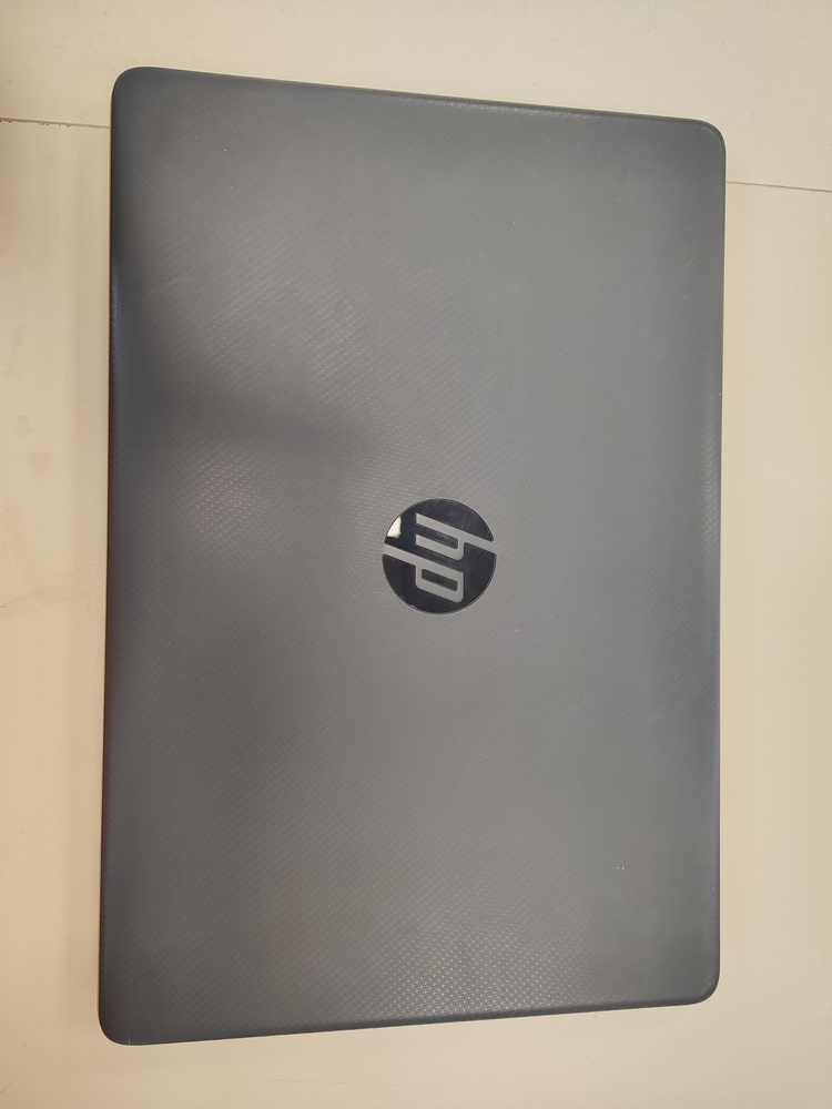 Ноутбук HP; Gold 3150, AMD Radeon 620, 4 Гб, 240 Гб, Нет