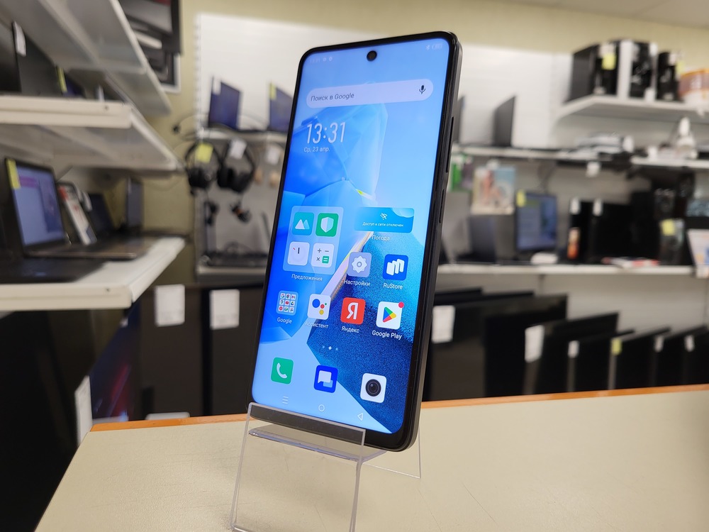 Смартфон Infinix HOT 30 4/128