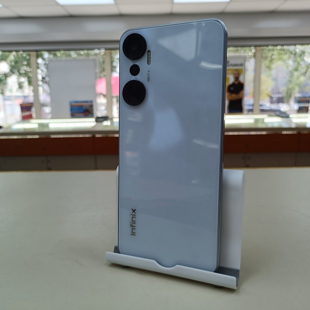 Смартфон Infinix HOT 20 6/128