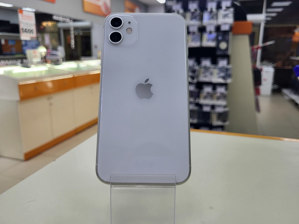 Смартфон Apple iPhone 11 128Gb