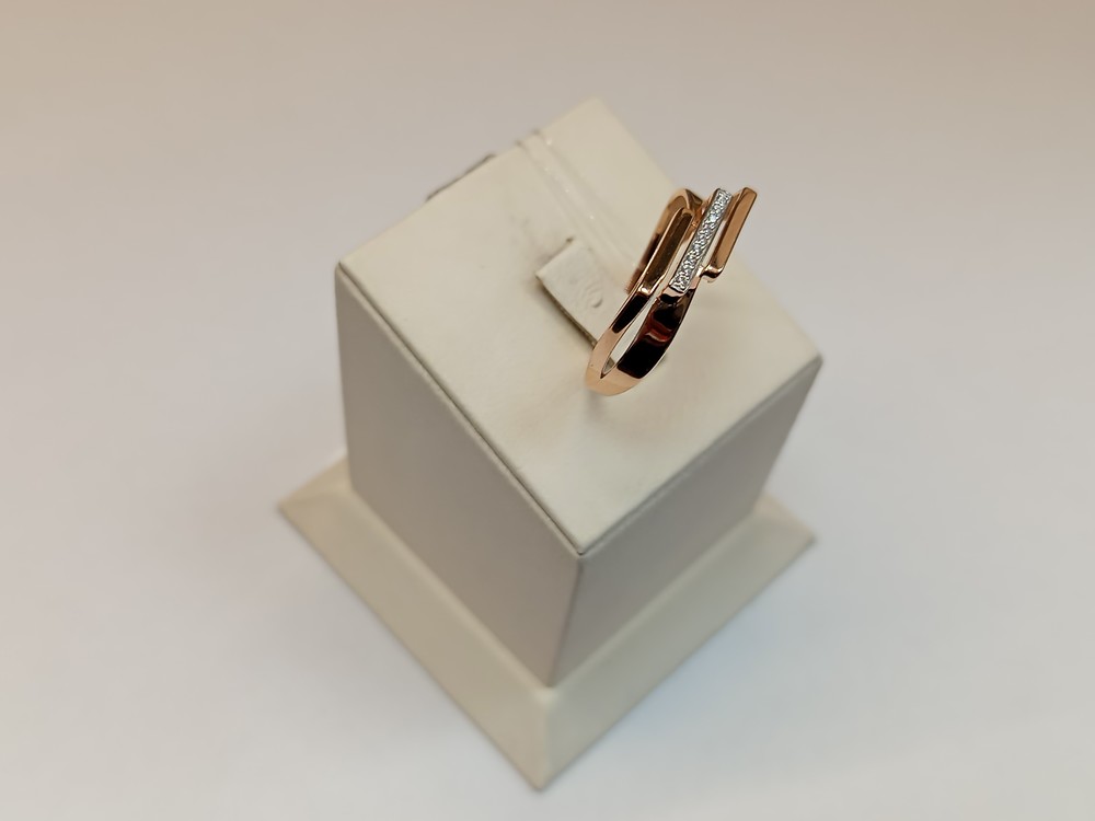 КОЛЬЦО С КАМНЯМИ (Au 585)