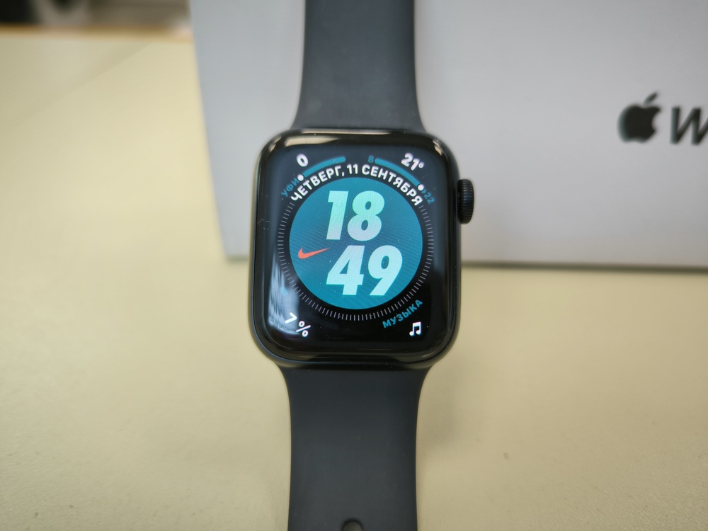 Смарт-часы Apple Watch SE 2022 40mm