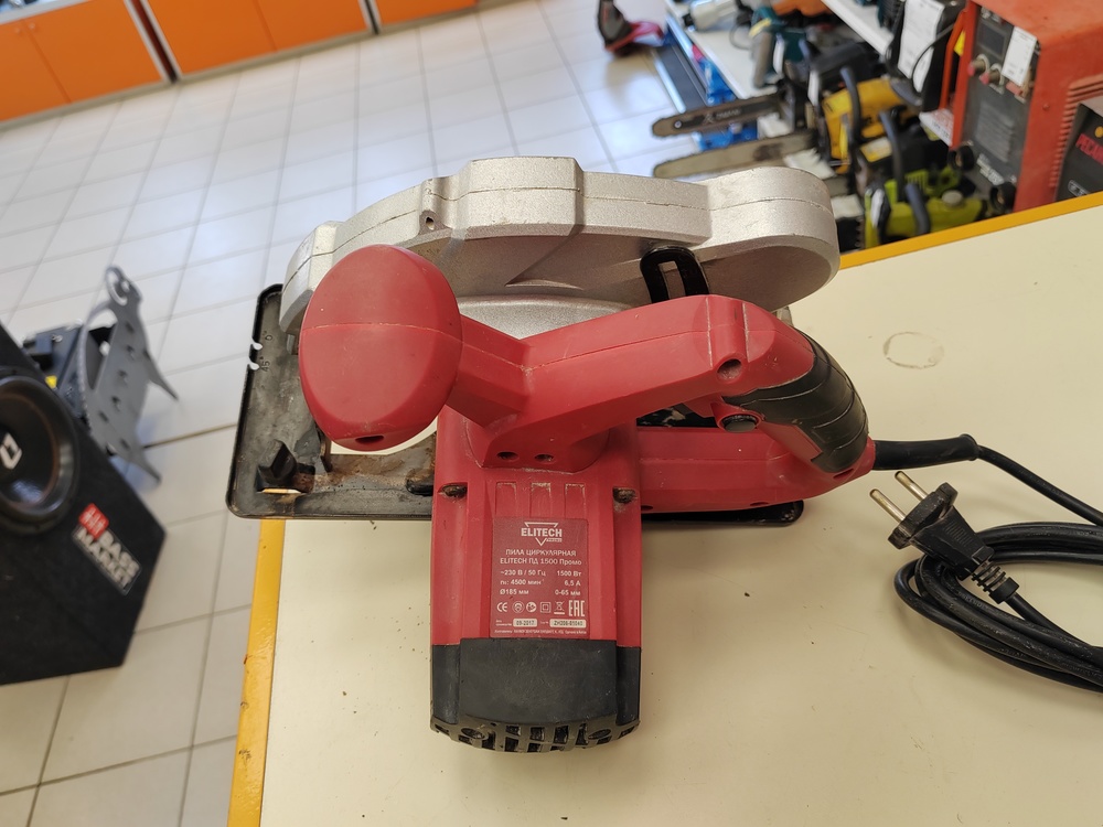Дисковая пила Elitech ПД 1500 Промо