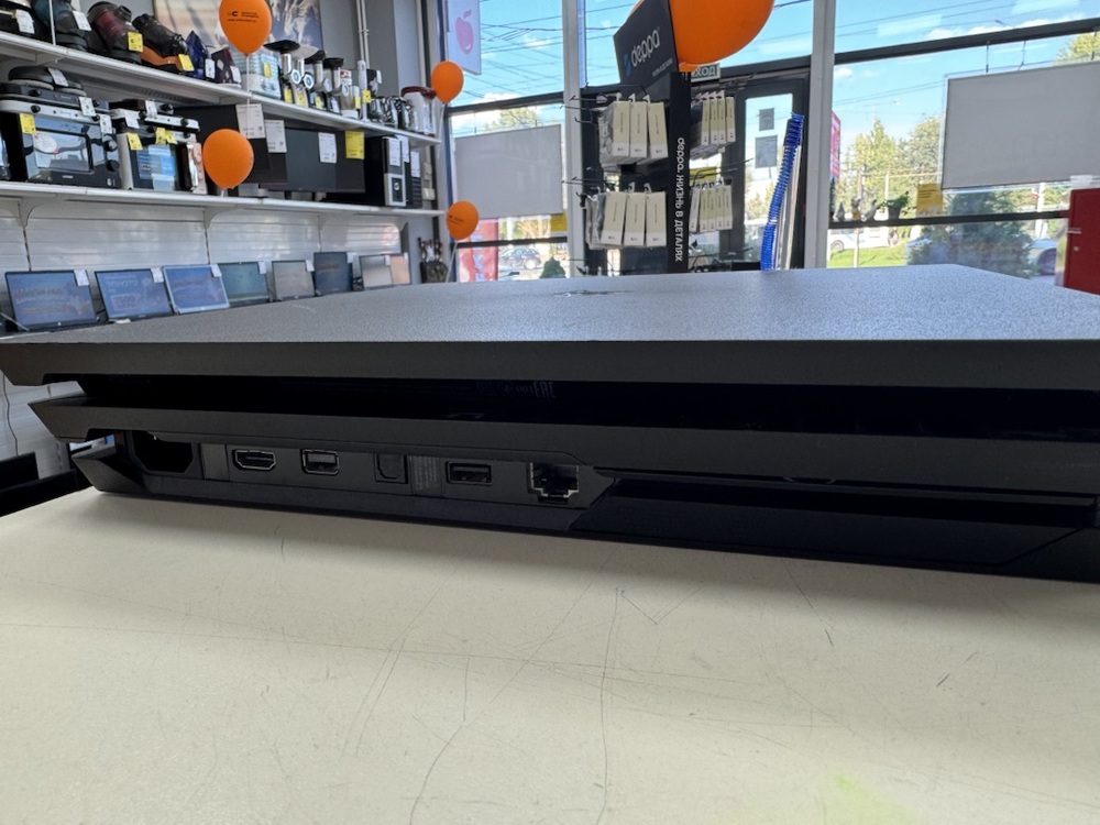 Игровая приставка PlayStation 4 Pro 1Tb