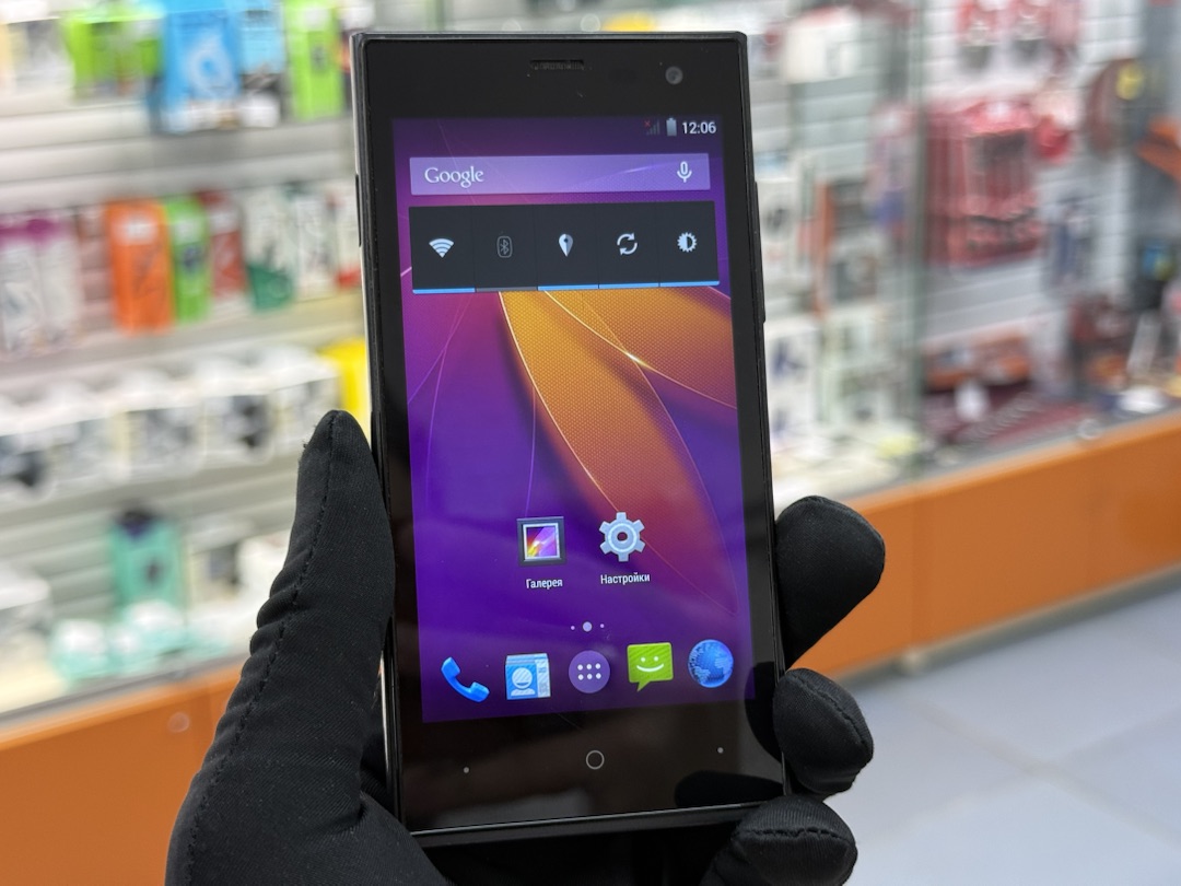 Смартфон HighScreen Zera S