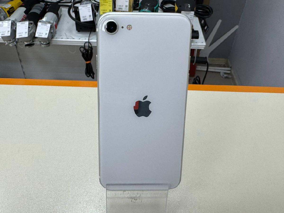 Смартфон Apple iPhone SE 2020 64Gb