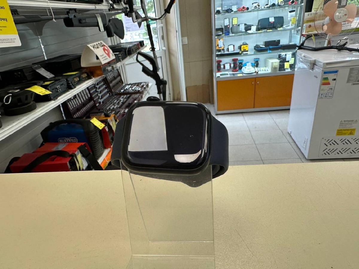 Смарт-часы Apple Watch Series 7 44mm