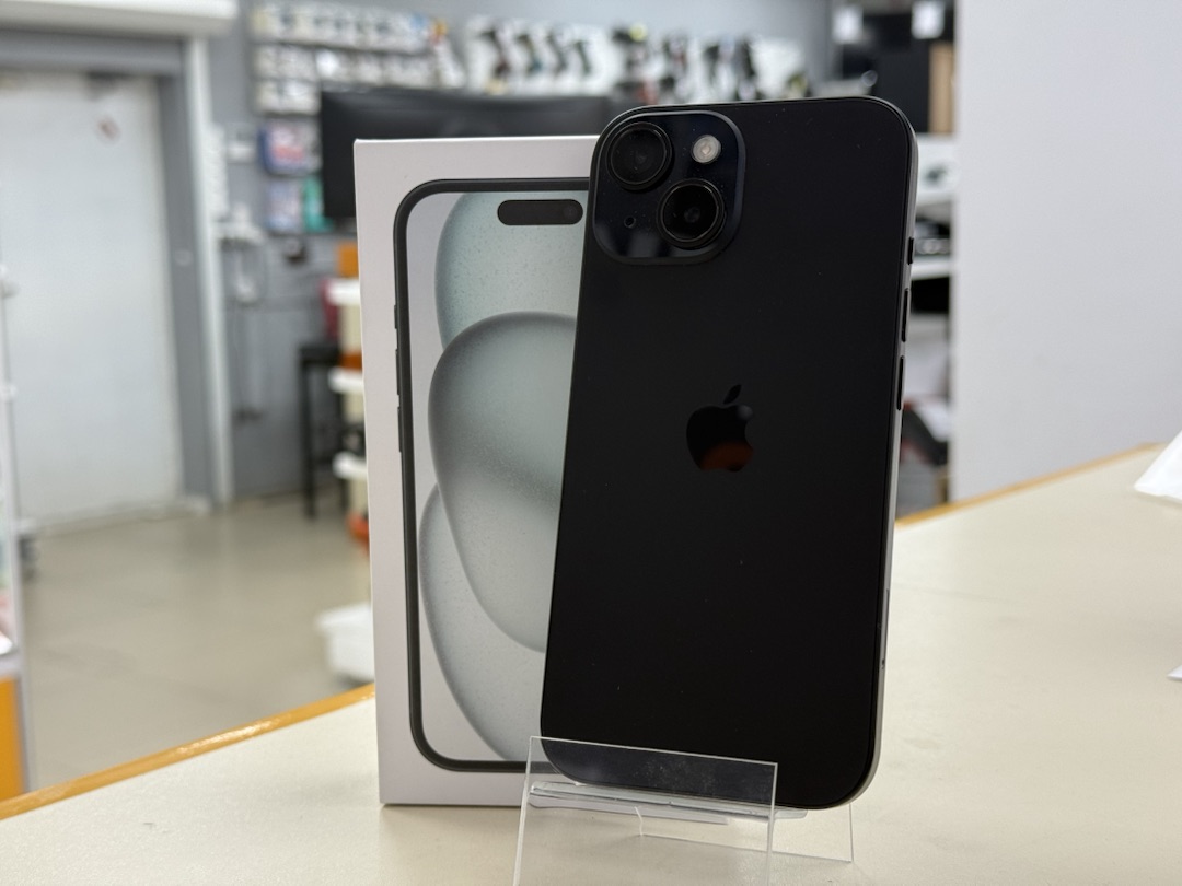 Смартфон Apple Iphone 15 256Gb