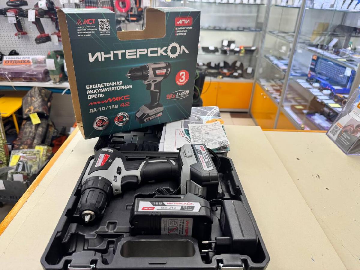 Шуруповерт Интерскол ДА-10/12В