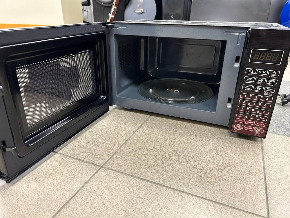 Микроволновая печь Scarlett SC-MW9020S04D