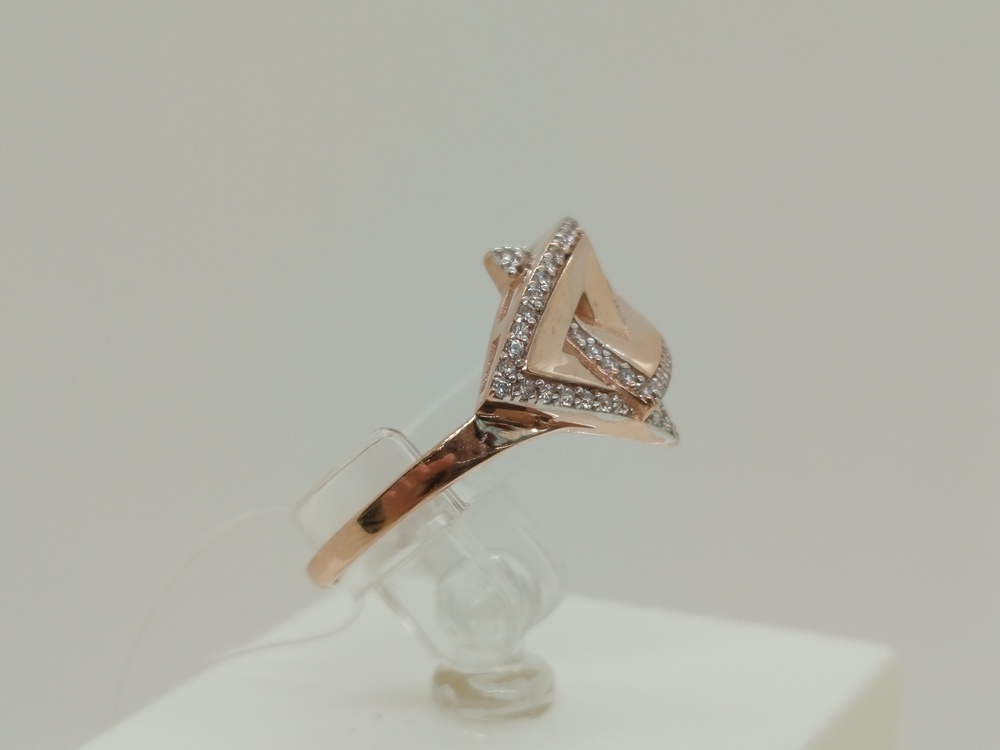 КОЛЬЦО С КАМНЯМИ (Au 585)