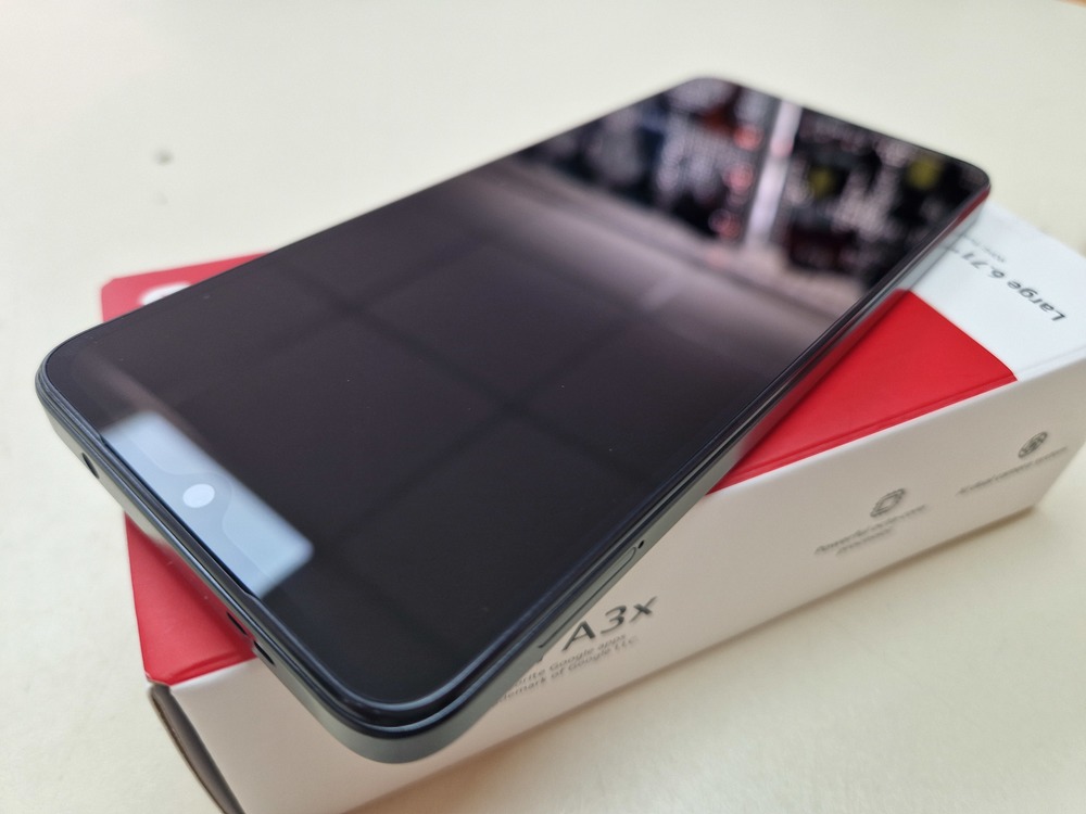 Смартфон Xiaomi Redmi A3x 3/64Gb