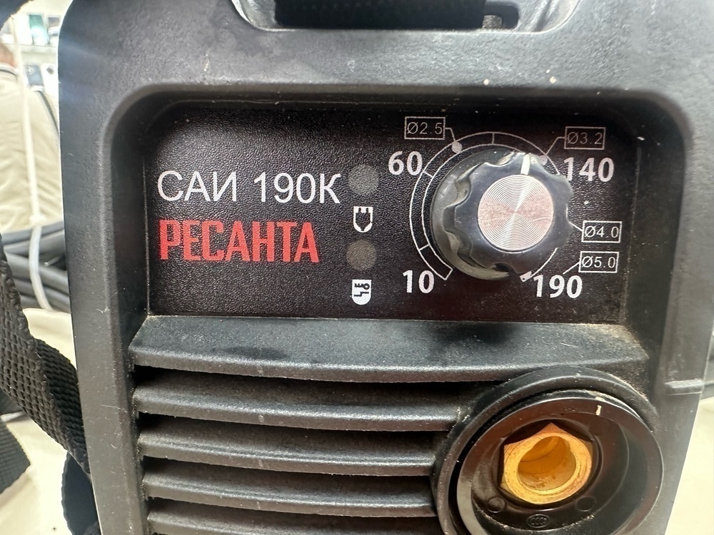 Сварочный аппарат Ресанта САИ 190-ЛМ;