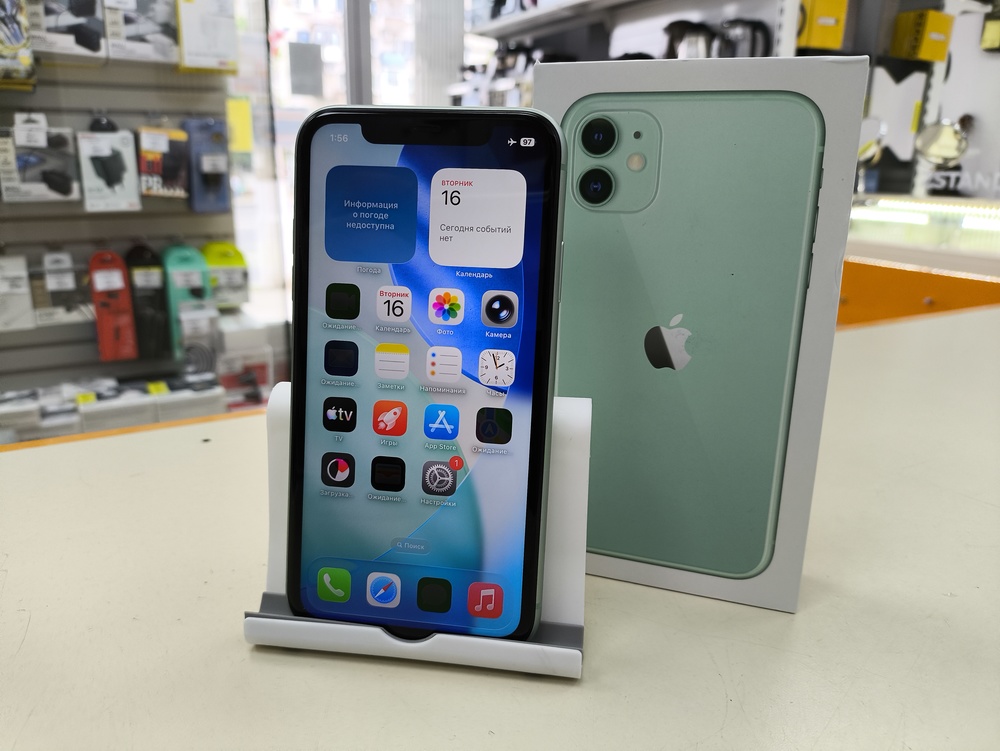 Смартфон Apple iPhone 11 64Gb