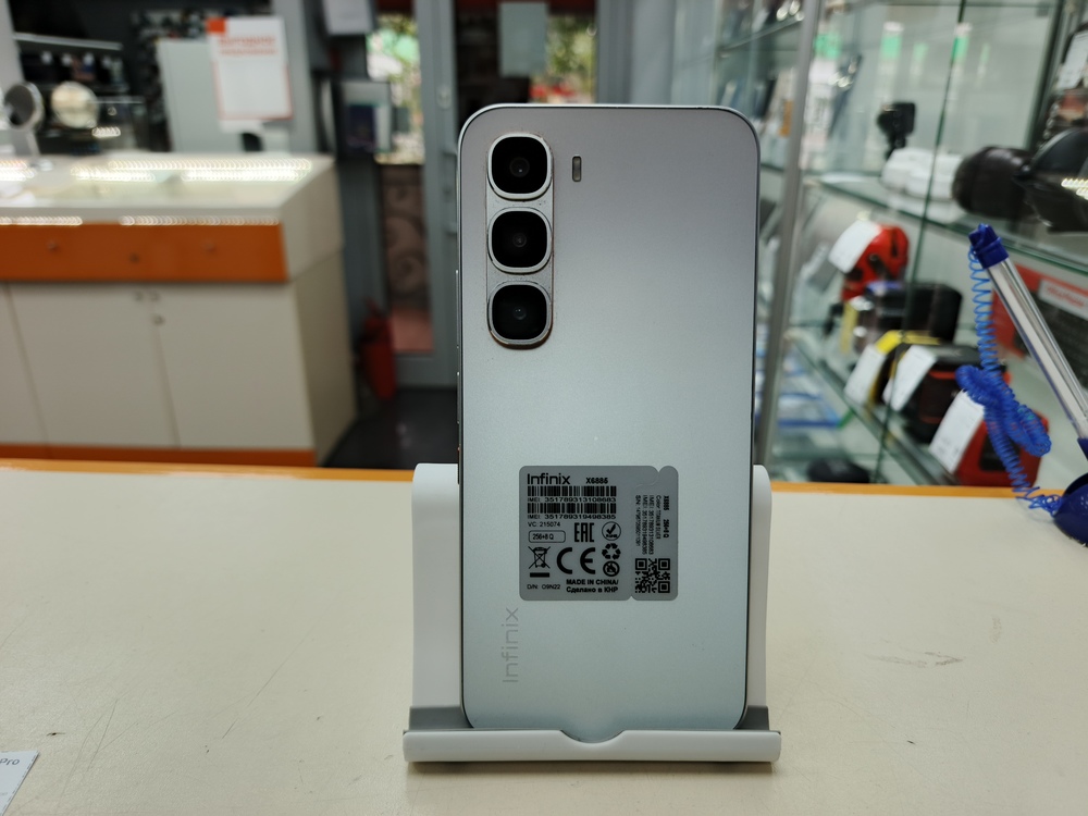 Смартфон Infinix Hot 60 Pro 8/256