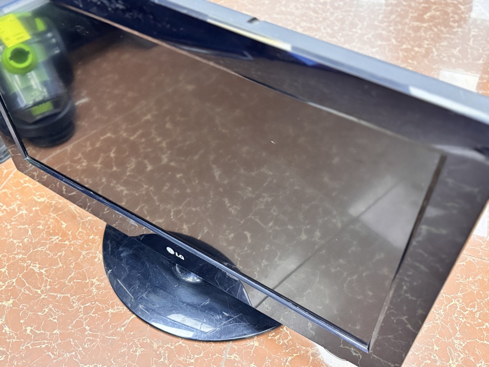 LCD Телевизор LG 32LF2510